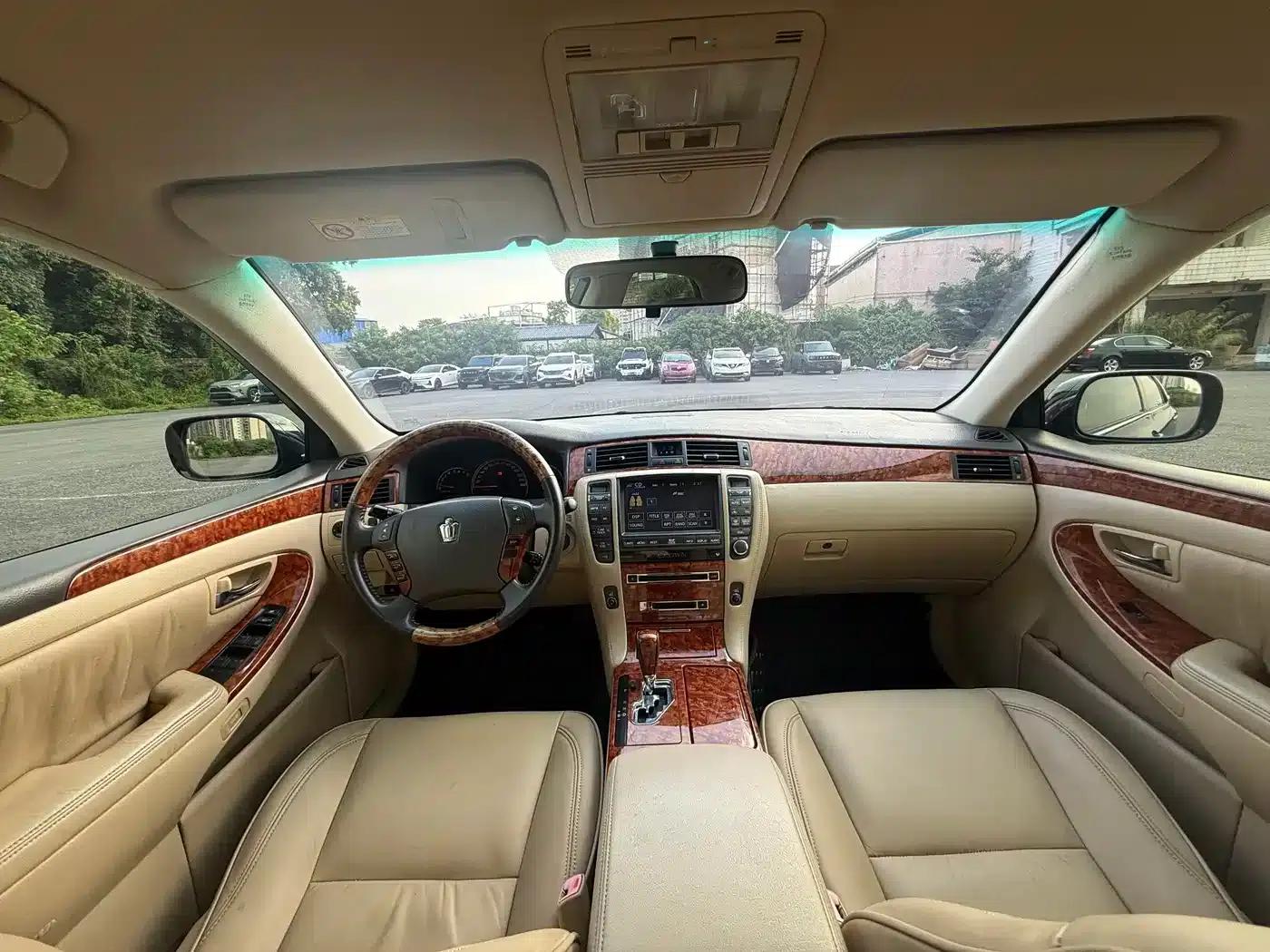 Crown 2006 2.5L Royal Leather Edition — миниатюра 7