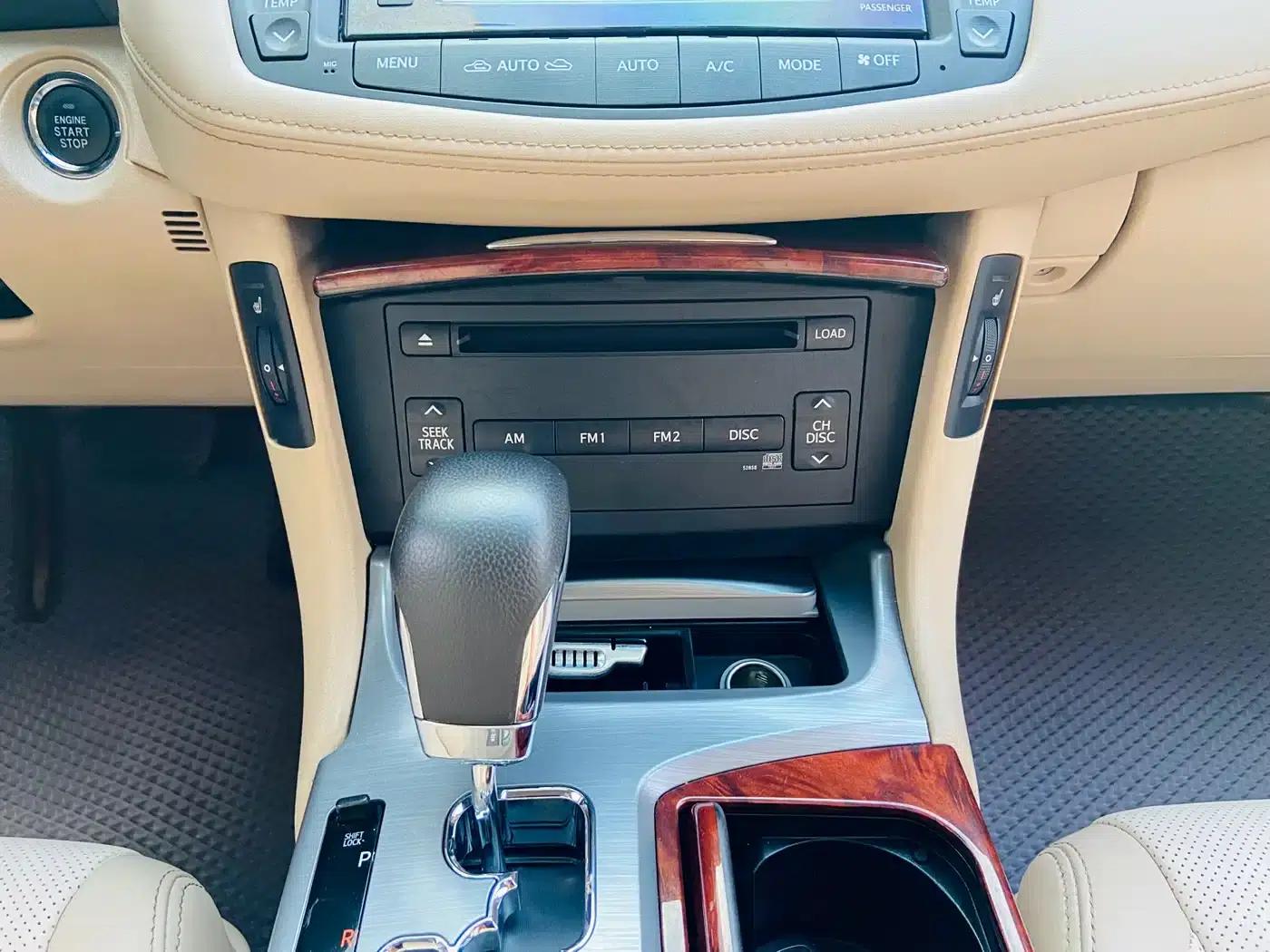 Crown 2012 2.5L Royal Leather Edition — миниатюра 17
