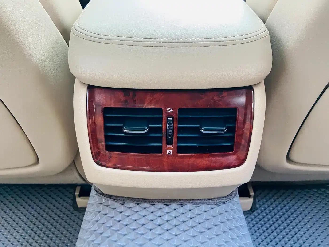 Crown 2012 2.5L Royal Leather Edition — миниатюра 22