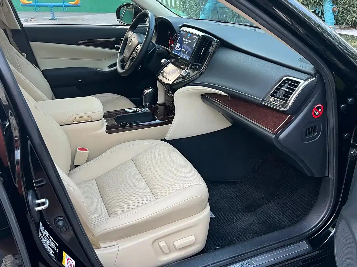 Crown 2018 2.0T Elite Edition — миниатюра 11