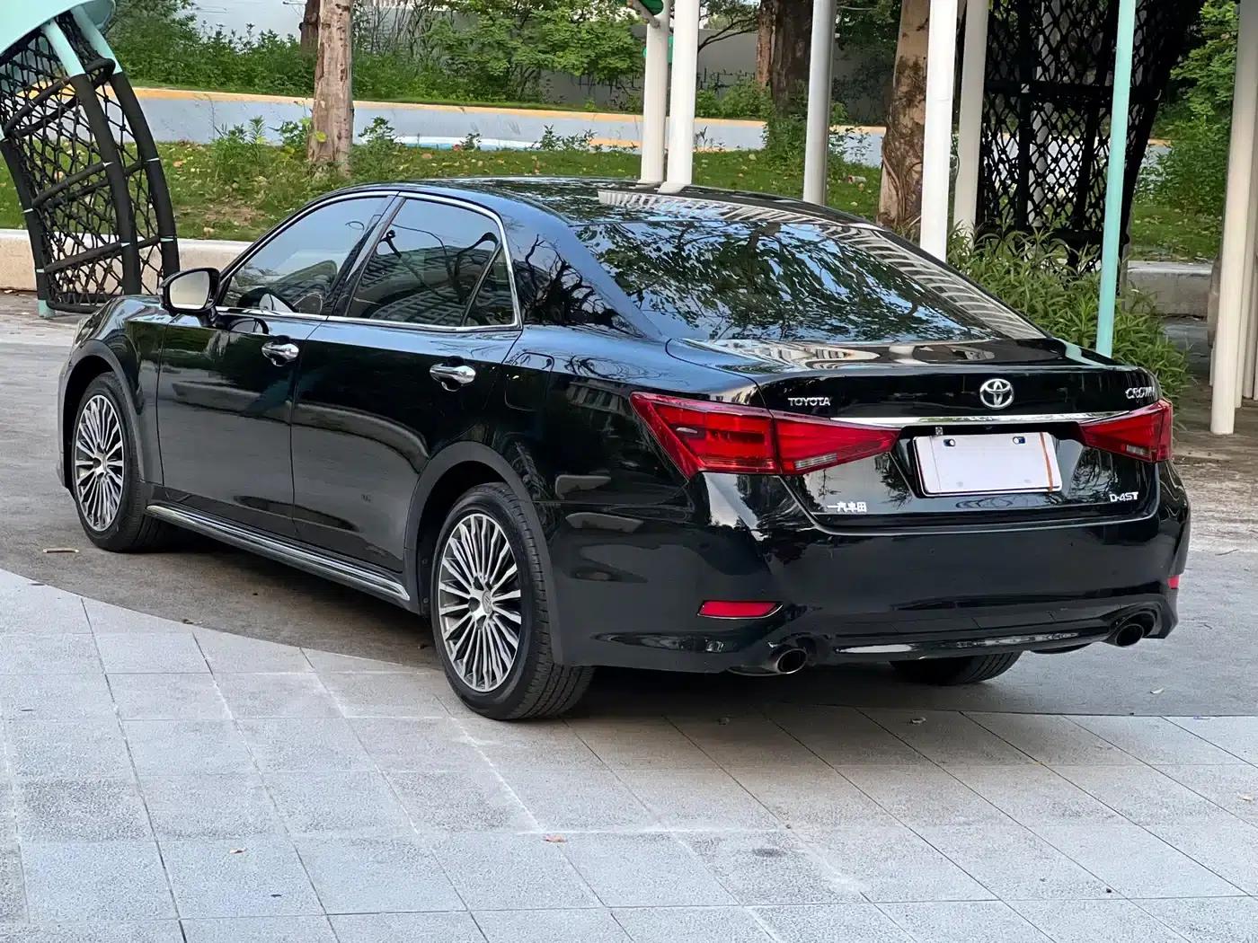 Crown 2018 2.0T Elite Edition — миниатюра 4