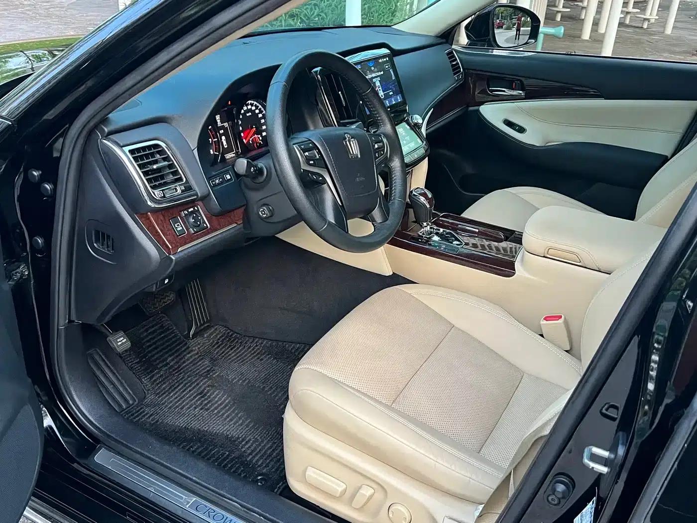 Crown 2018 2.0T Elite Edition — миниатюра 10
