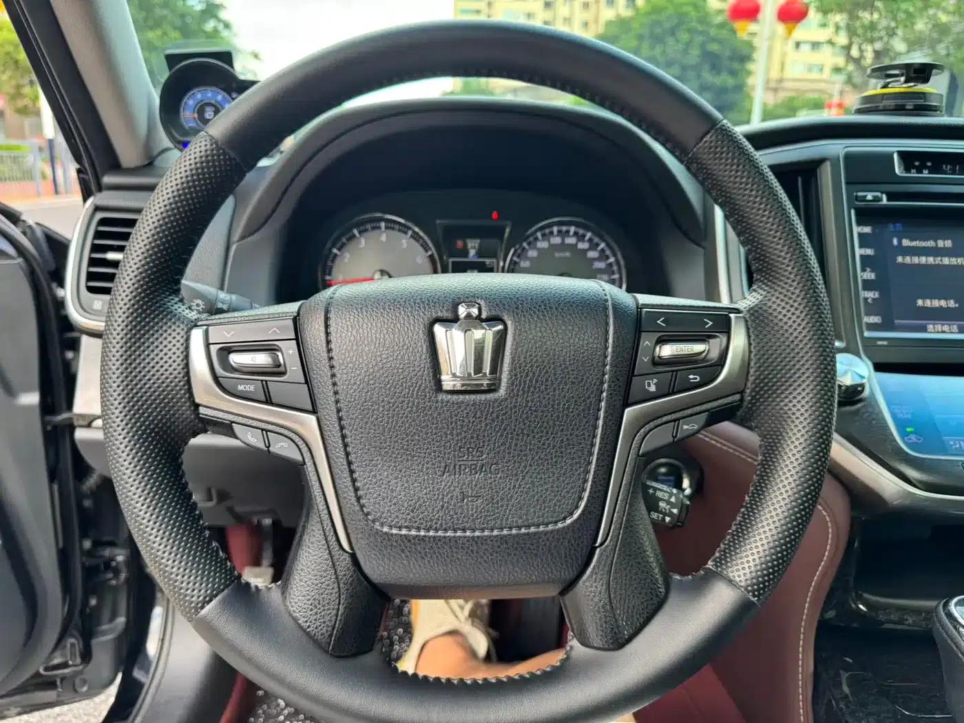 Crown 2018 2.0T Sport Edition — миниатюра 20