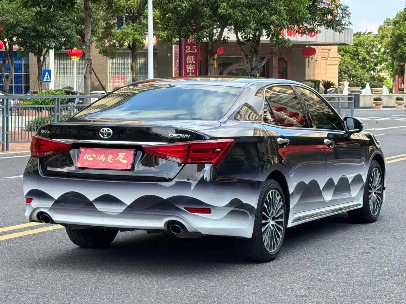 Crown 2018 2.0T Sport Edition — миниатюра 6