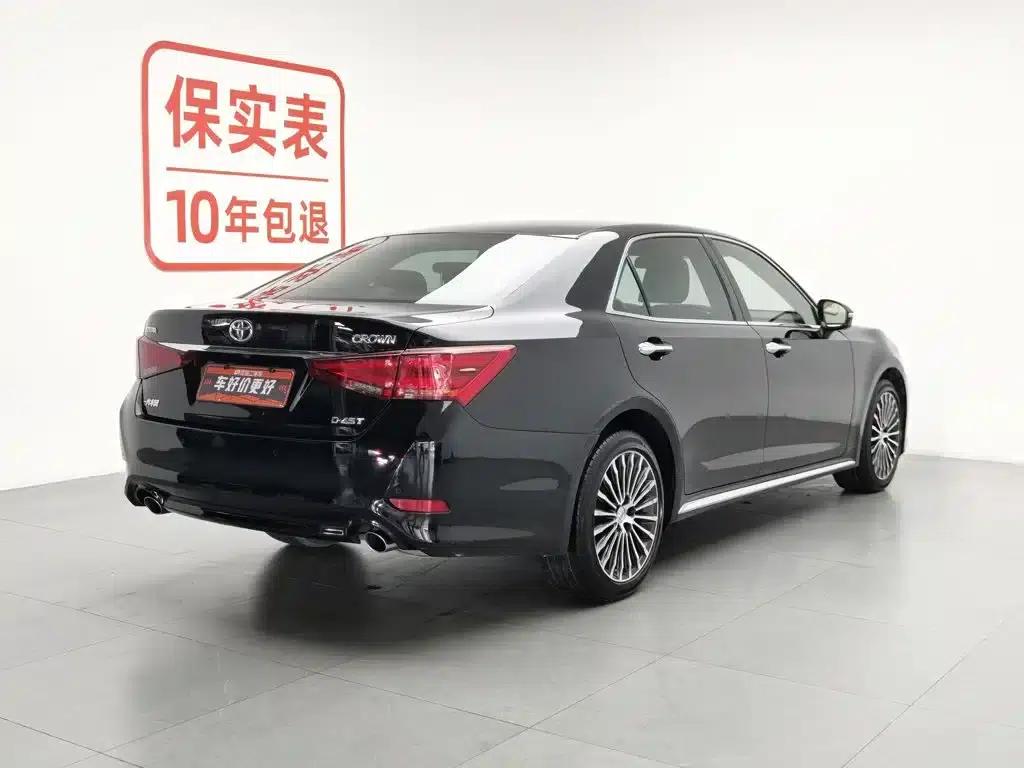 Crown 2018 2.0T Sport Edition — миниатюра 2