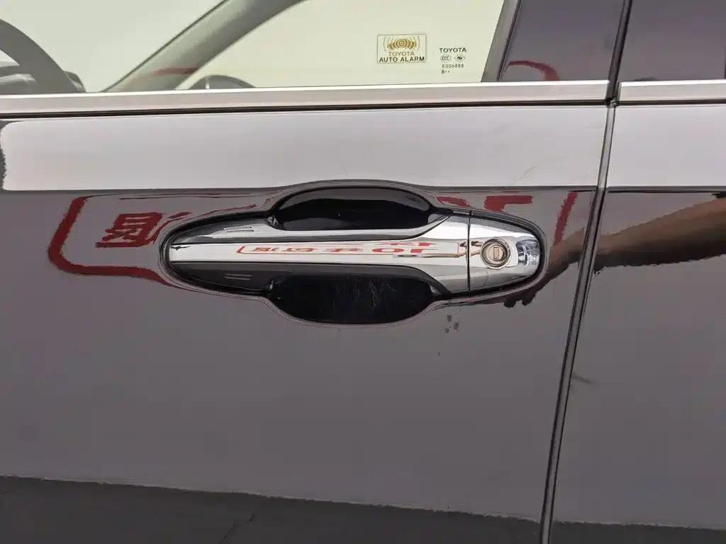 Crown 2018 2.0T Sport Edition — миниатюра 18