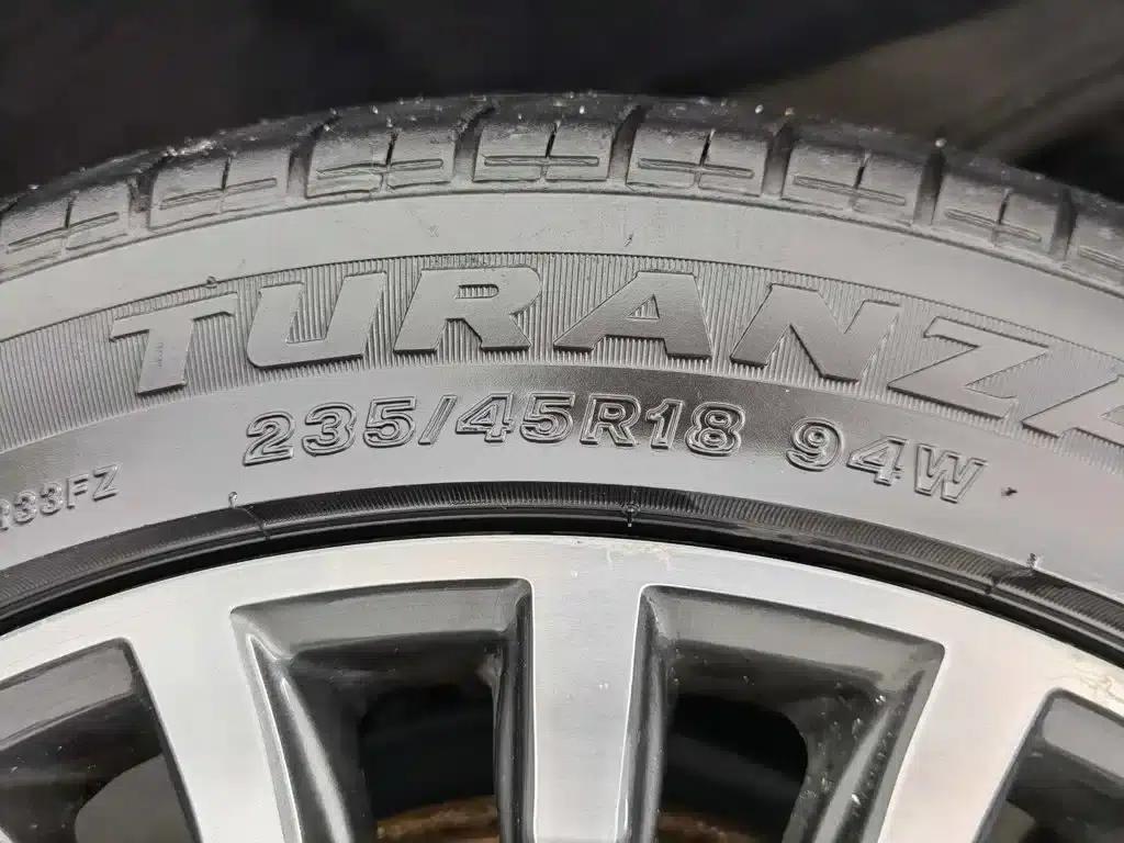 Crown 2018 2.0T Sport Edition — миниатюра 24