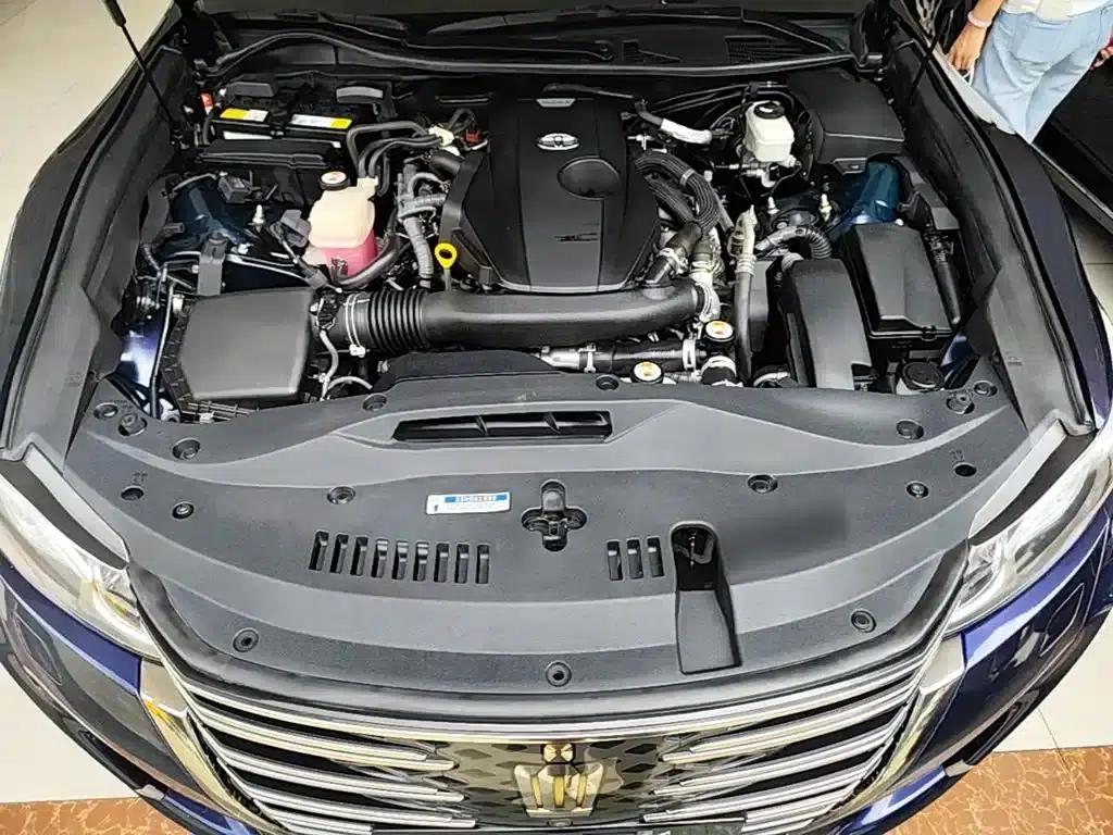 Crown 2018 2.0T Sport Edition — миниатюра 20