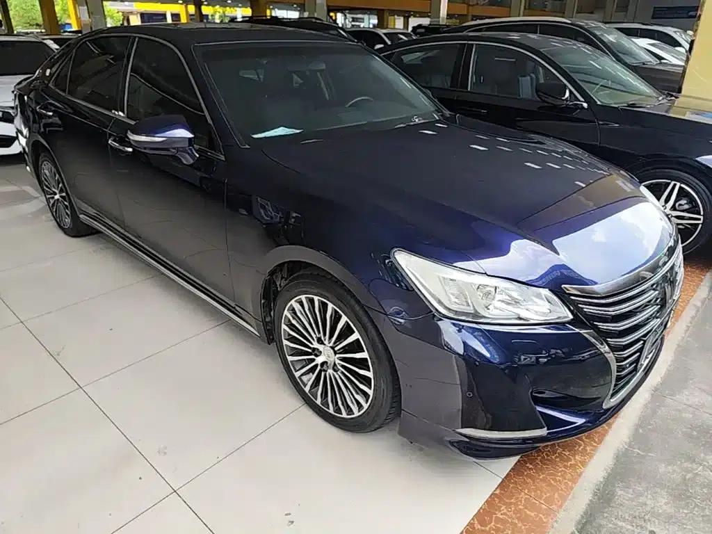 Crown 2018 2.0T Sport Edition — миниатюра 4