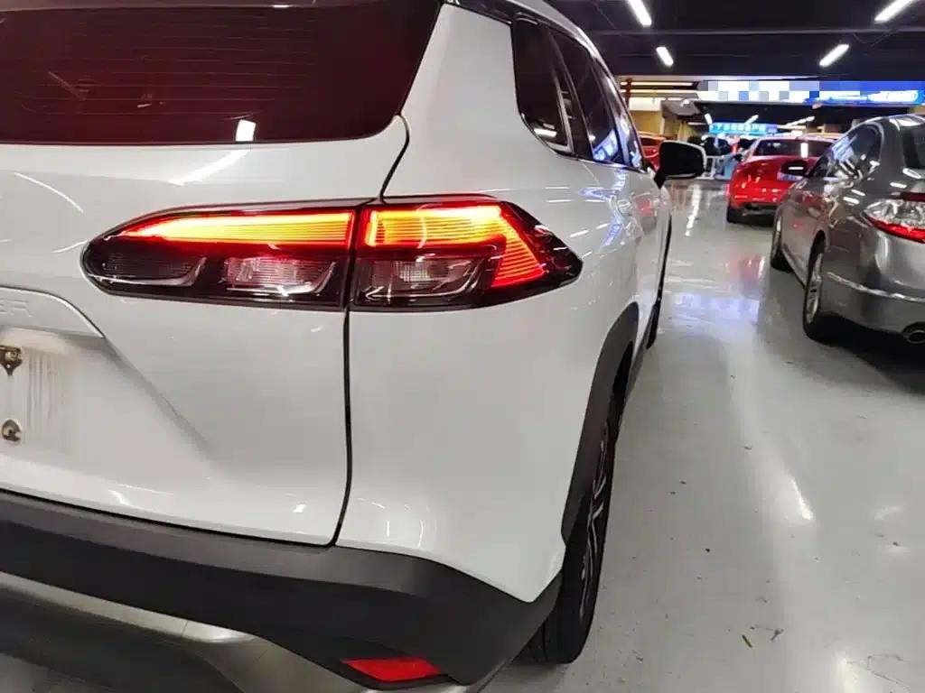 Fenglanda 2022 2.0L CVT Luxury Edition — миниатюра 8