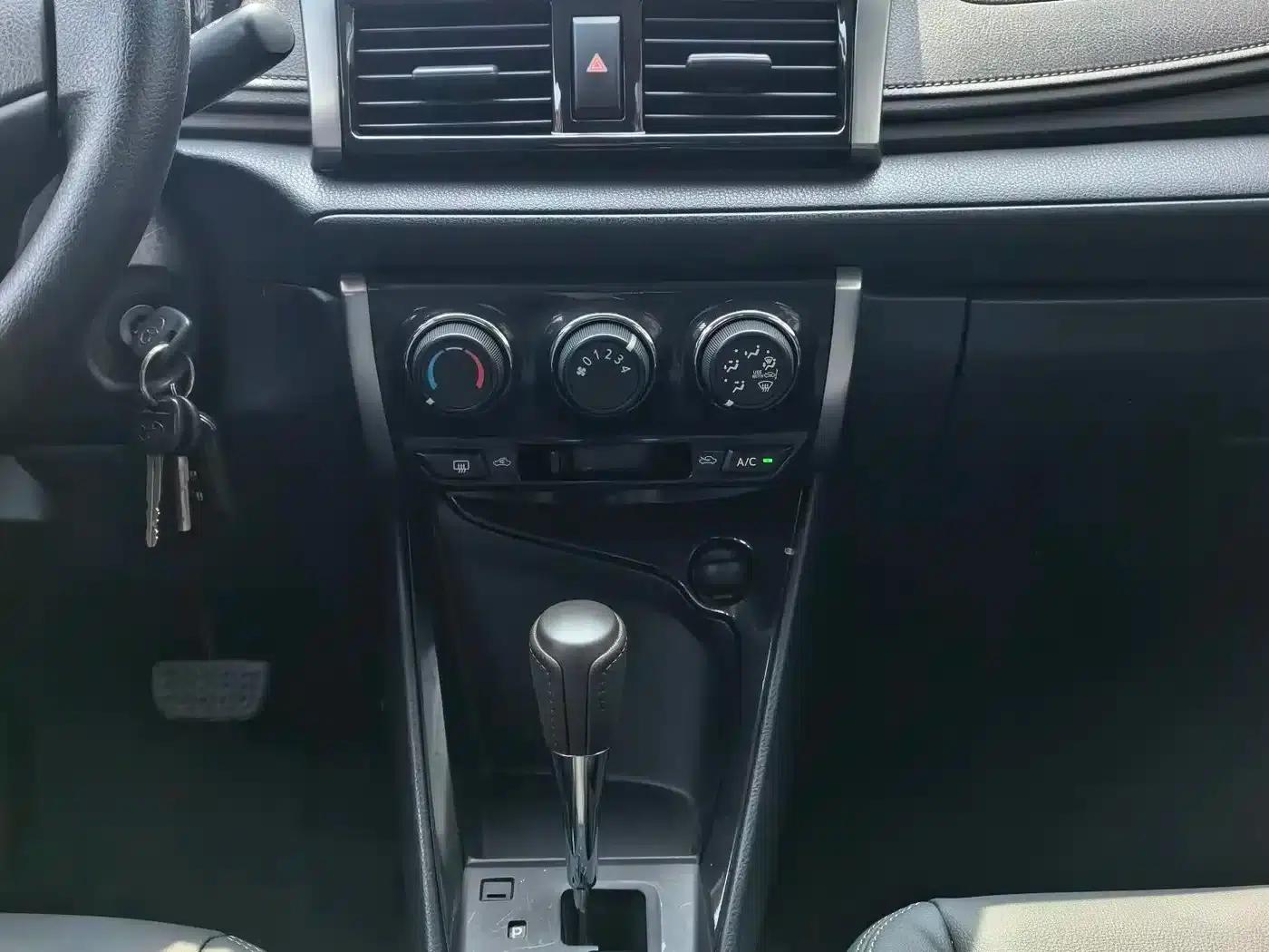 Vios 2014 1.5L Automatic Smart Edition — миниатюра 11