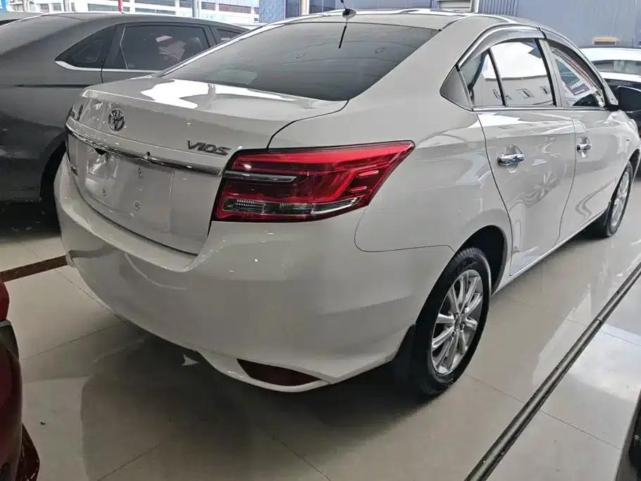 Vios 2017 1.5L CVT Adventure Edition — миниатюра 3