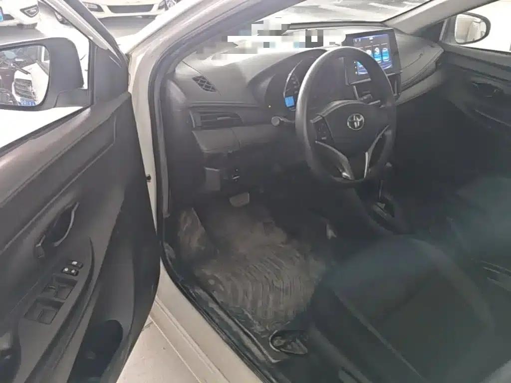 Vios 2022 1.5L 20th Anniversary Edition — миниатюра 16