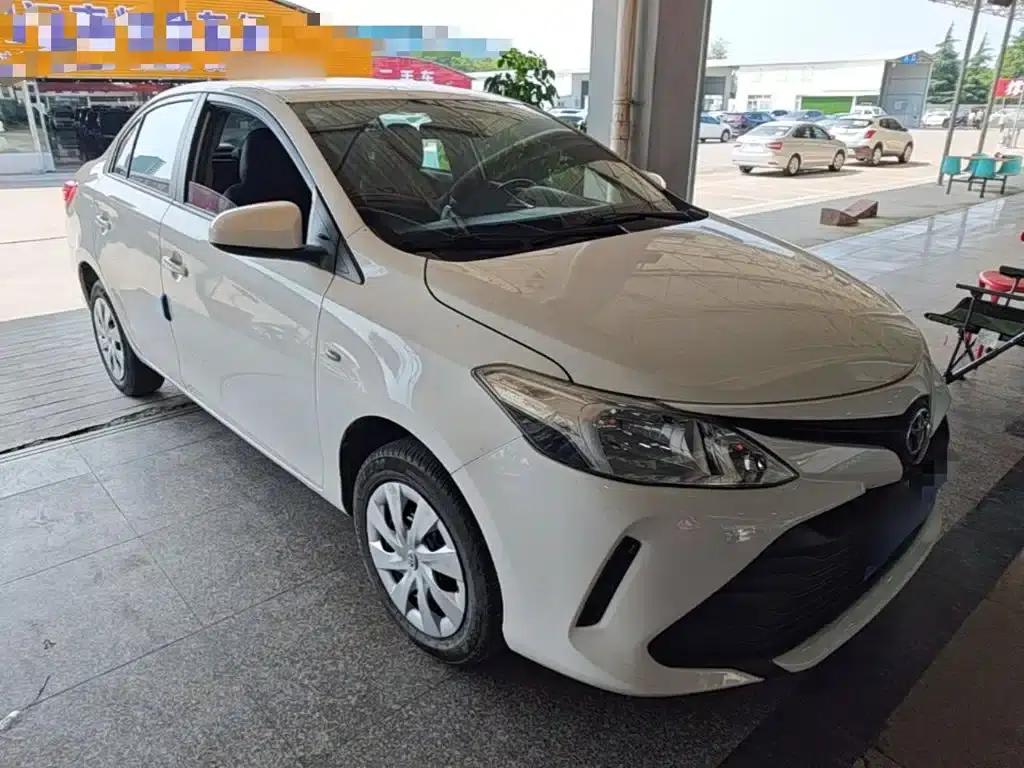 Vios 2017 1.5L CVT Adventure Edition — миниатюра 4