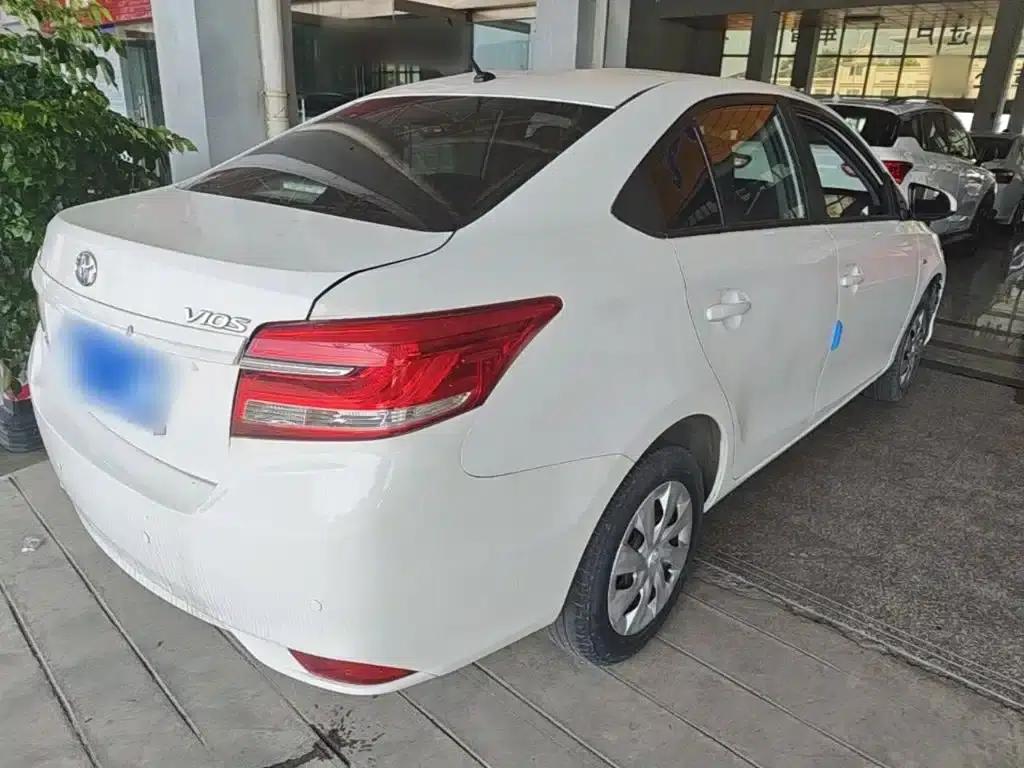Vios 2017 1.5L CVT Adventure Edition — миниатюра 7