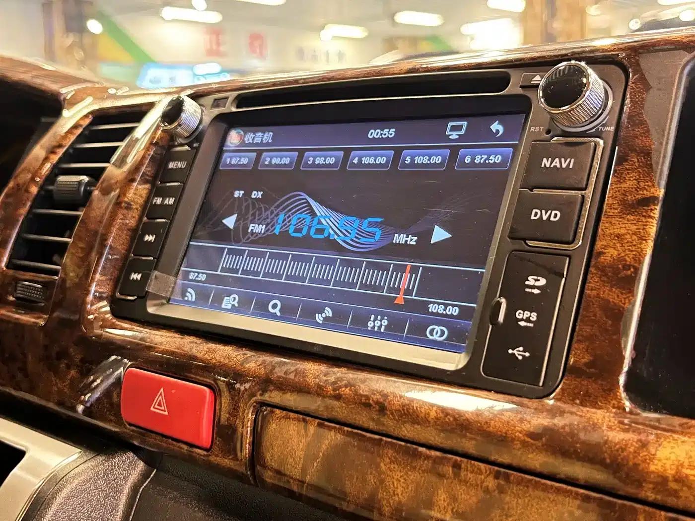 2018 HIACE 2.7L Automatic — миниатюра 14