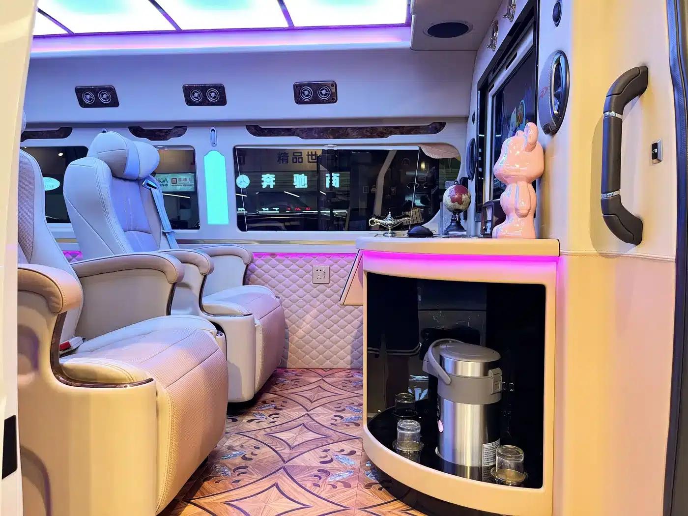2018 HIACE 2.7L Automatic — миниатюра 32