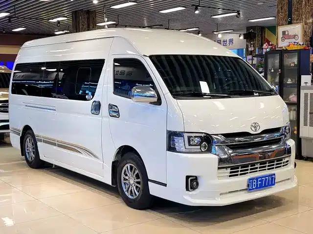 2018 HIACE 2.7L Automatic