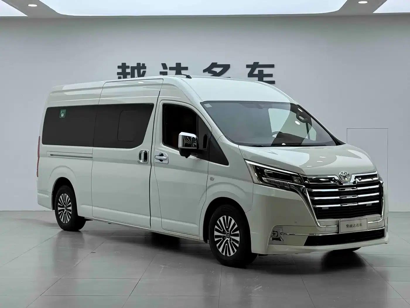 2021 HIACE 3.5L Middle East Edition — миниатюра 3