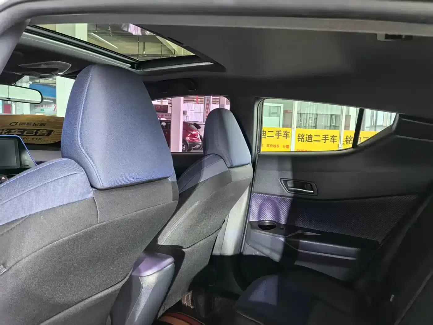 Toyota C-HR 2018 2.0L Premium Sunroof Edition (National V Emission Standard) — миниатюра 13