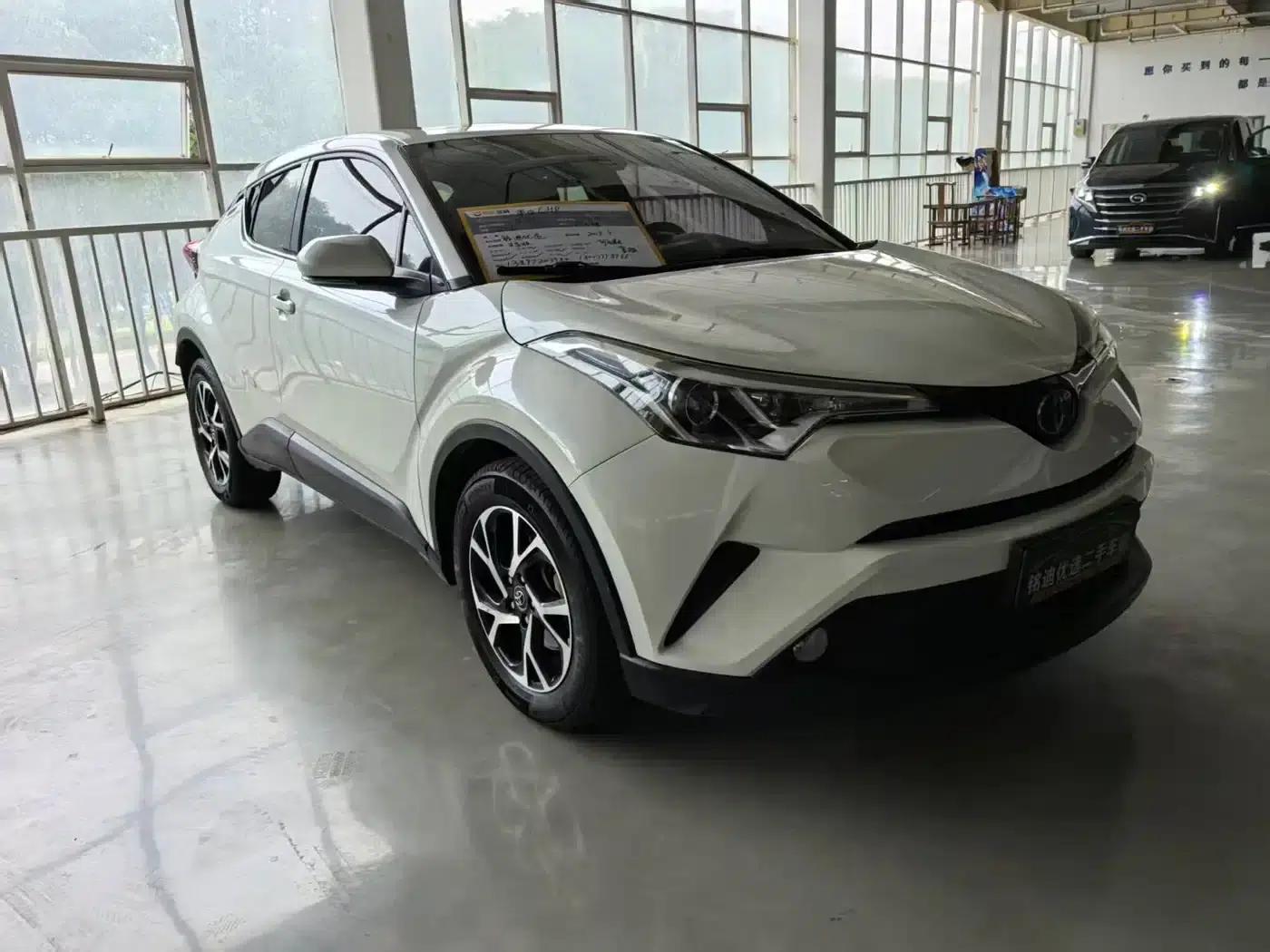 Toyota C-HR 2018 2.0L Premium Sunroof Edition (National V Emission Standard) — миниатюра 3