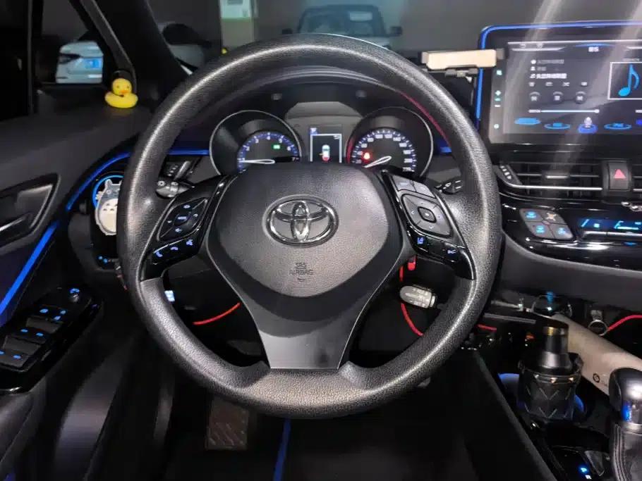 Toyota C-HR 2018 2.0L Premium Sunroof Edition (China VI Emission Standard) — миниатюра 15