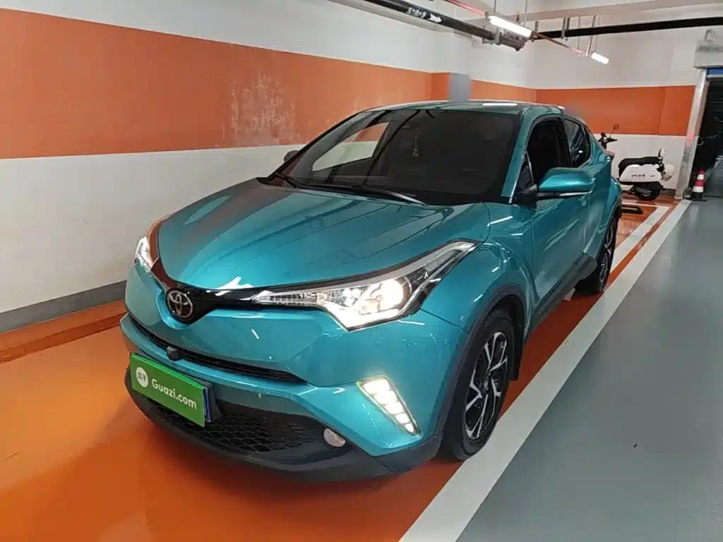 Toyota C-HR 2018 2.0L Leading Edition (National V Emission Standard) — миниатюра 1