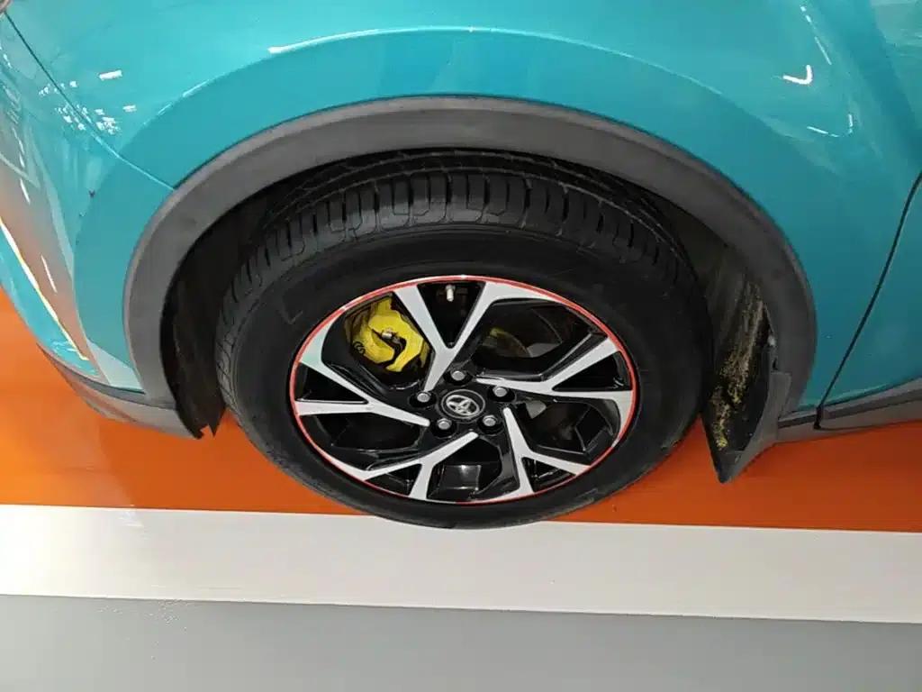 Toyota C-HR 2018 2.0L Leading Edition (National V Emission Standard) — миниатюра 23