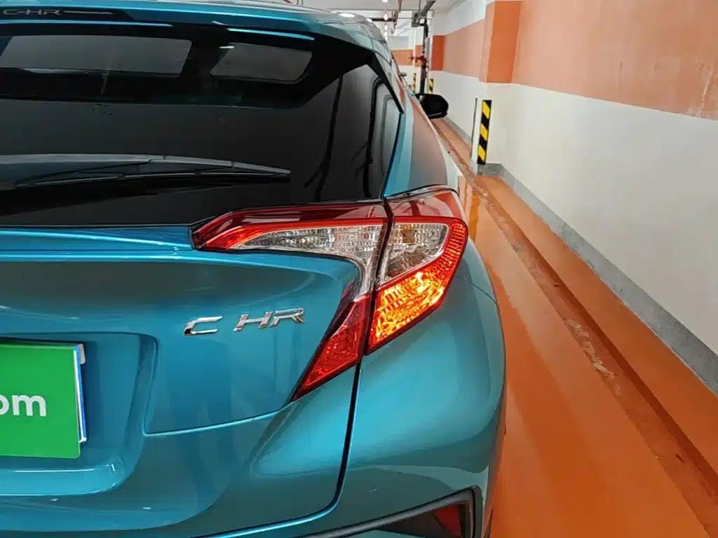 Toyota C-HR 2018 2.0L Leading Edition (National V Emission Standard) — миниатюра 8