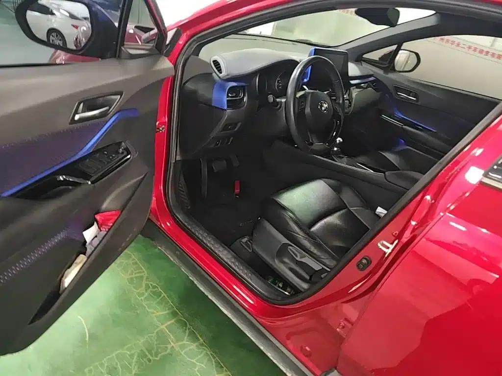 Toyota C-HR 2018 2.0L Luxury Edition (China VI Emission Standard) — миниатюра 16