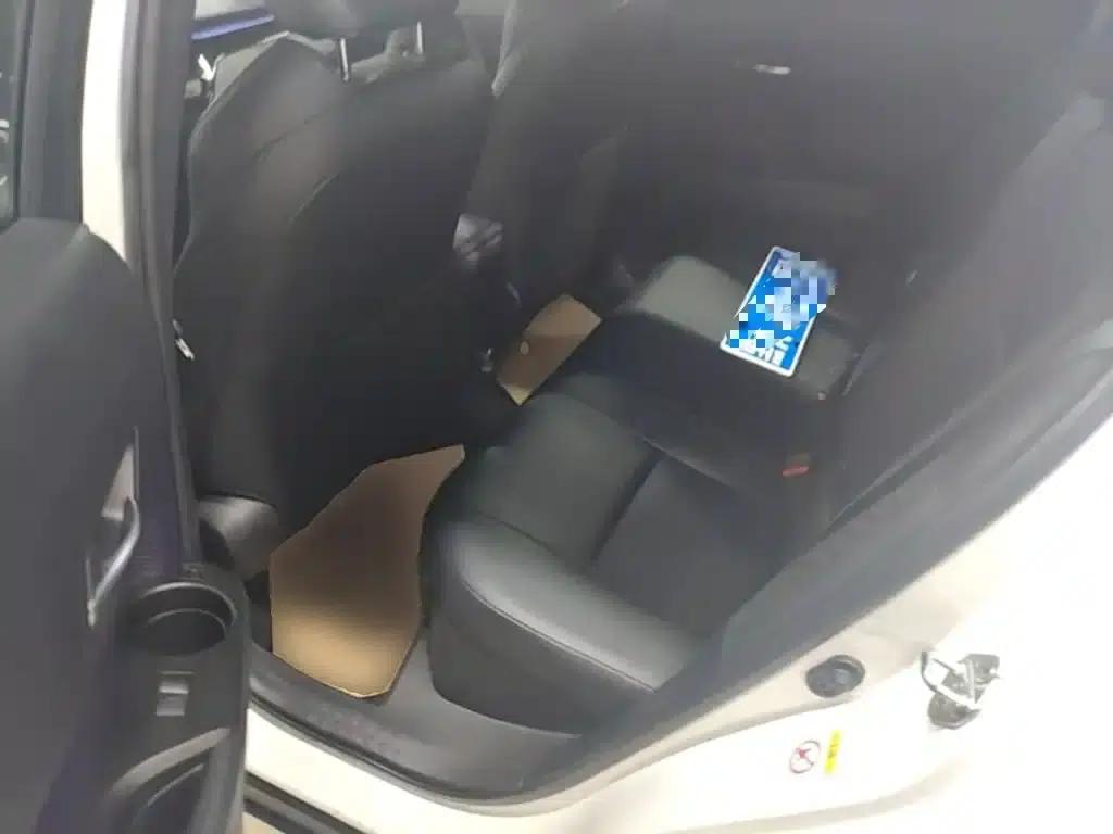 Toyota C-HR 2020 2.0L Leading Edition — миниатюра 17