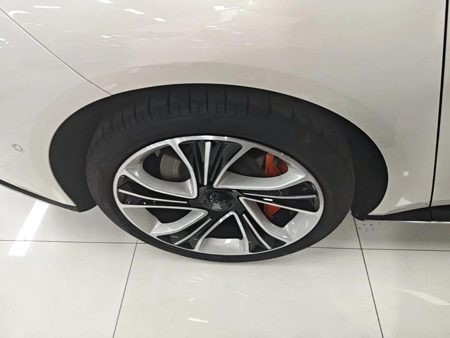 IM L7 2022 Angel Wheel Edition — миниатюра 16