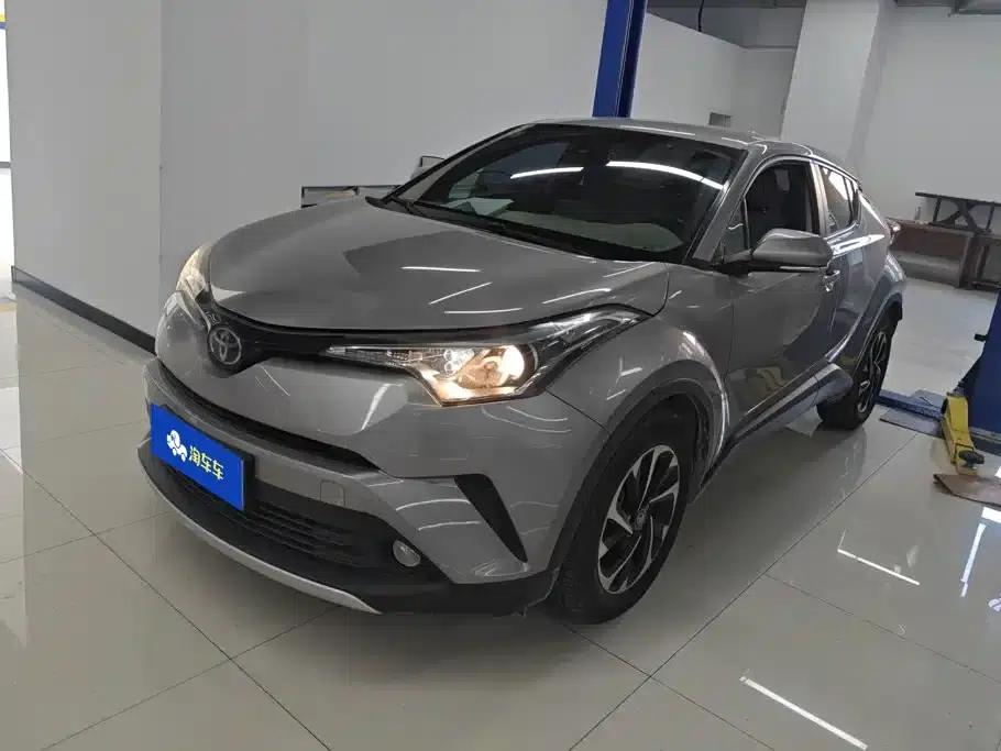 2018 Toyota IZOA 2.0L Elegance Edition (National V Emission Standard) — миниатюра 1