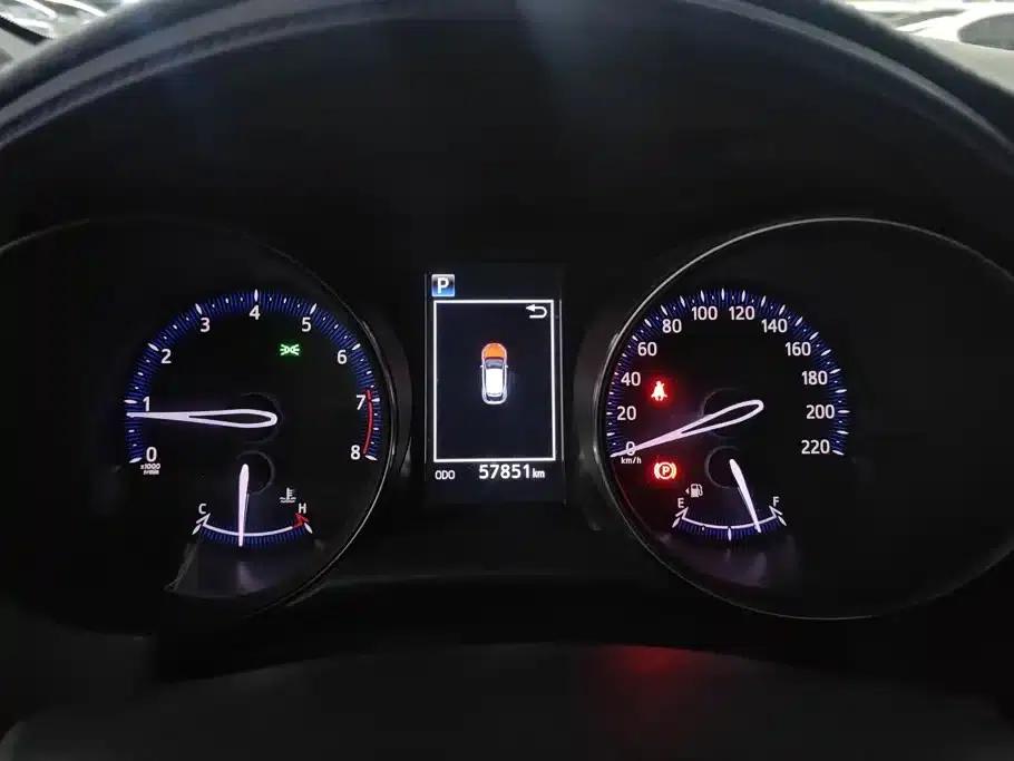 2018 Toyota IZOA 2.0L Elegance Edition (National V Emission Standard) — миниатюра 14