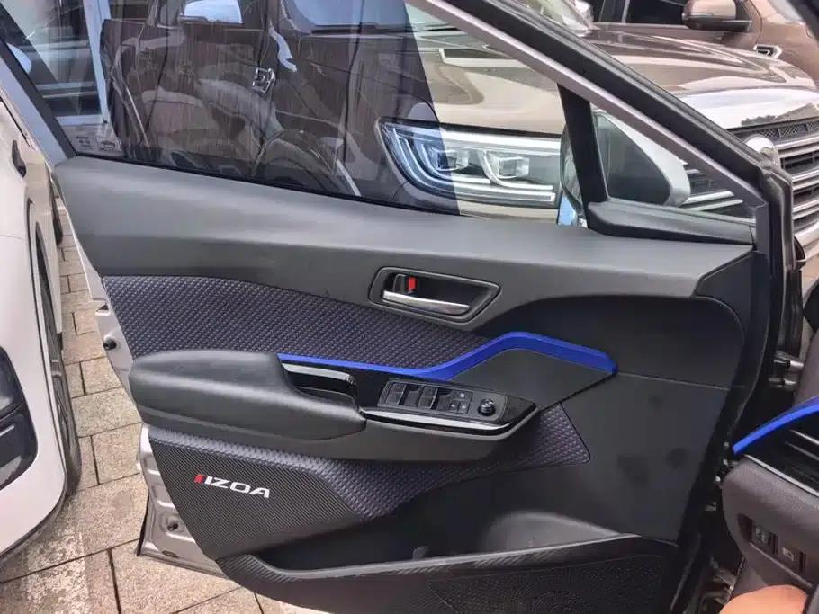 2018 Toyota IZOA 2.0L Elegance Edition (National V Emission Standard) — миниатюра 7