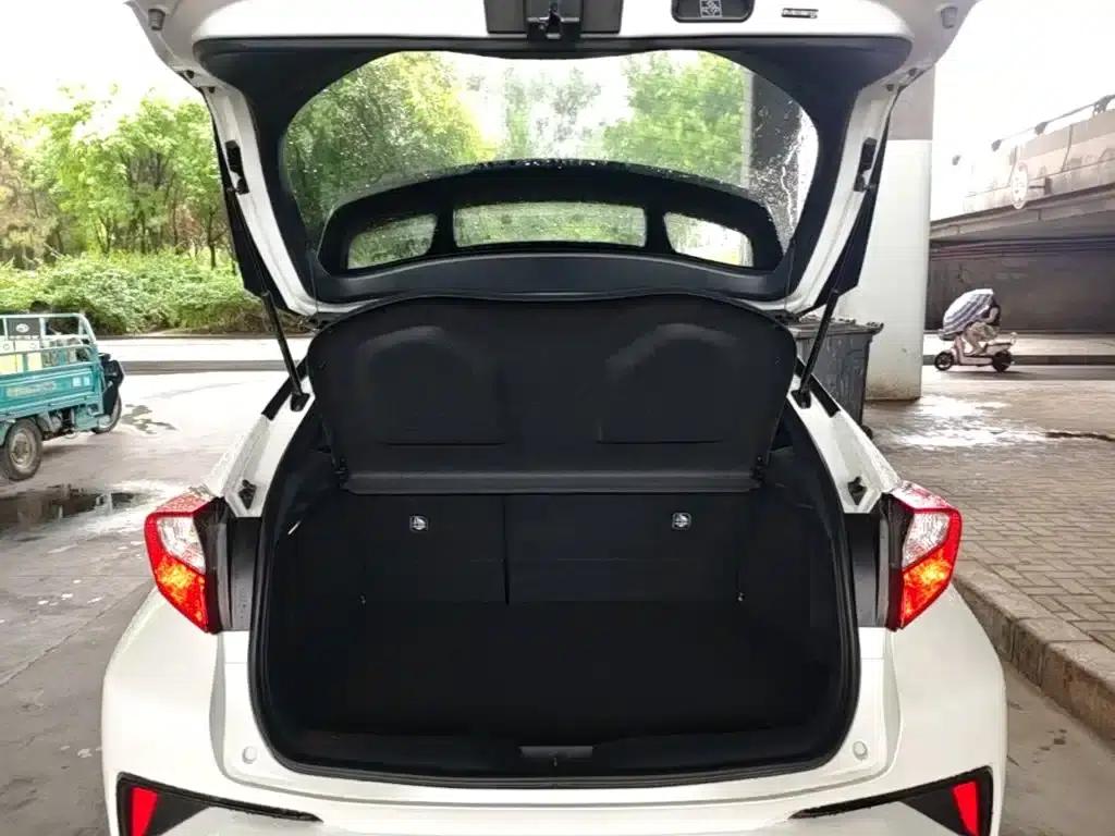 2021 Toyota C-HR 2.0L Enjoy Edition — миниатюра 19