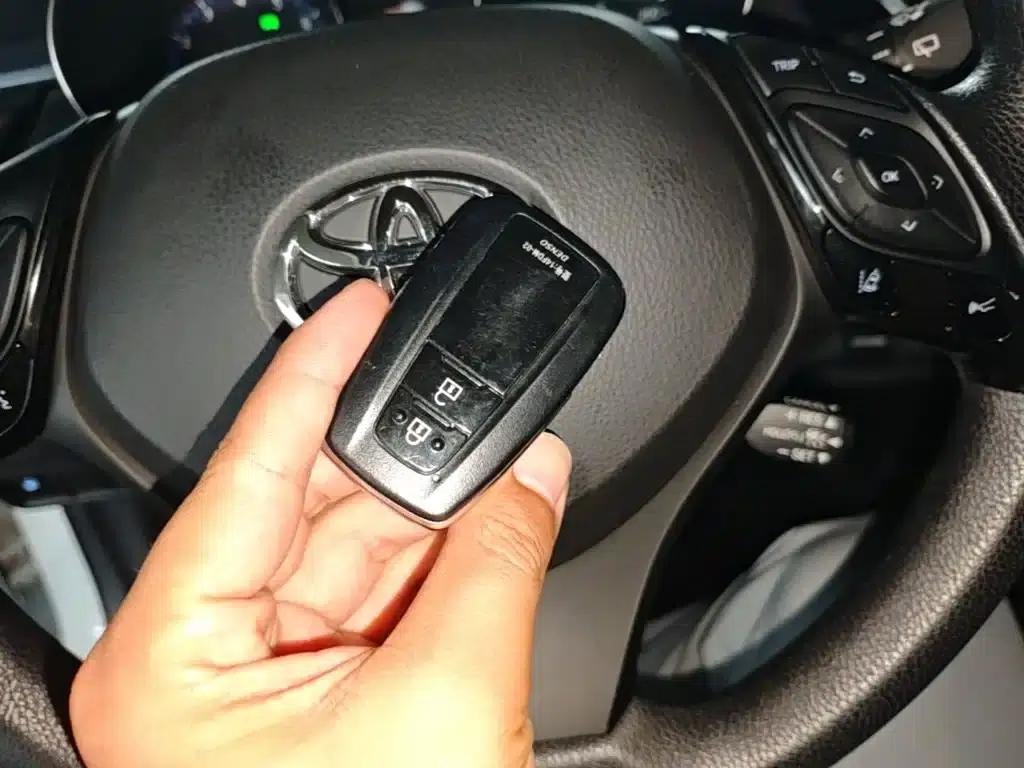 2021 Toyota C-HR 2.0L Enjoy Edition — миниатюра 9