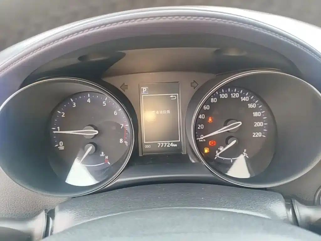 2020 Toyota IZOA 2.0L Ecstasy Edition — миниатюра 12
