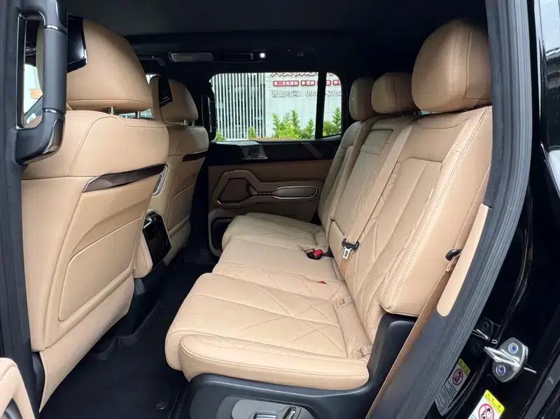 Leopard 8 2025 Smart & Brave Flagship Edition 7-Seater — миниатюра 11