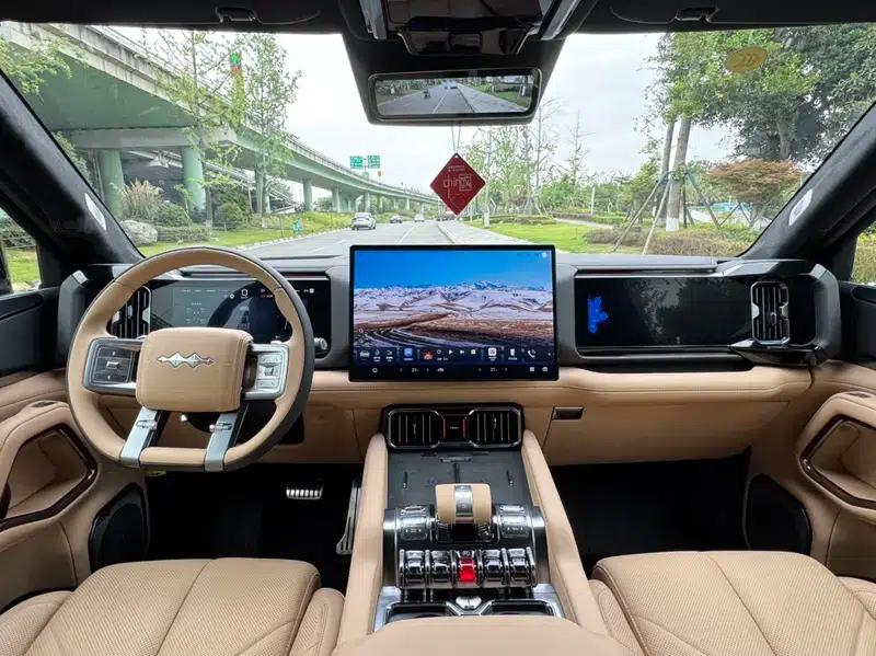 Leopard 8 2025 Smart & Brave Flagship Edition 7-Seater — миниатюра 8