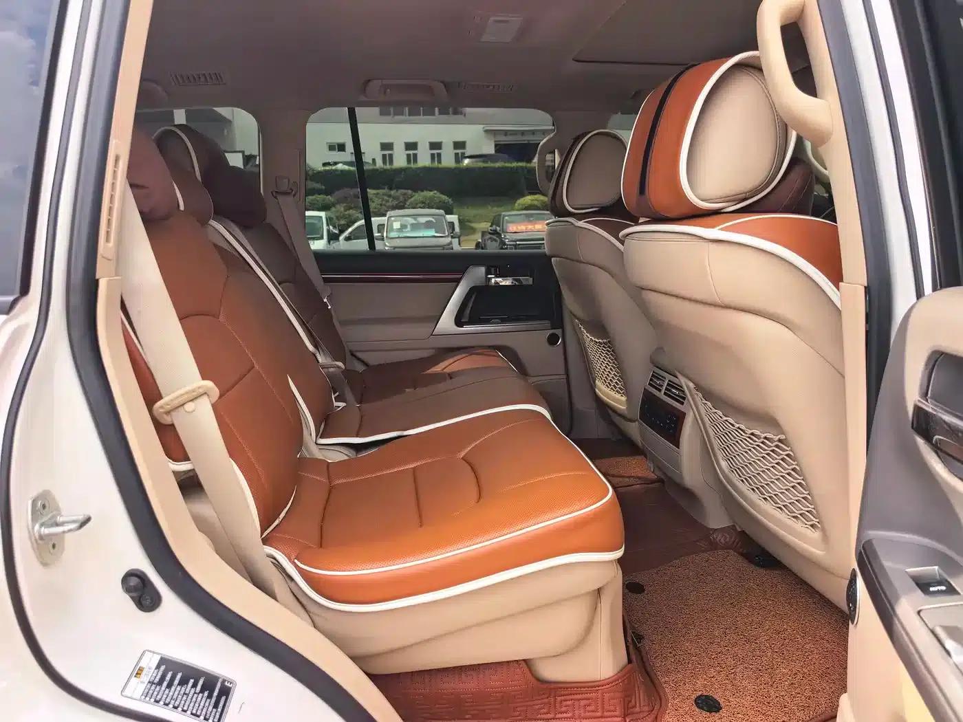 2012 Land Cruiser 4.0L Automatic VX — миниатюра 19