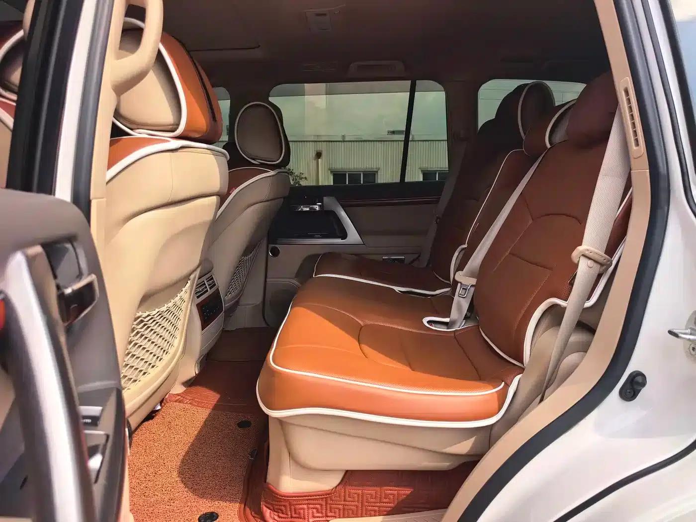 2012 Land Cruiser 4.0L Automatic VX — миниатюра 8