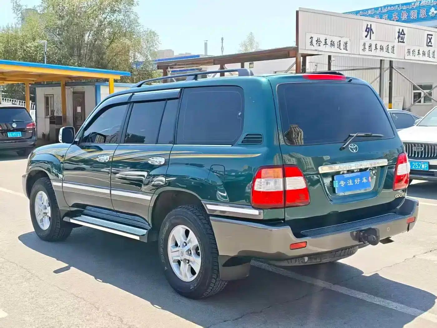 2005 Land Cruiser 4.5L Automatic GX-R — миниатюра 9