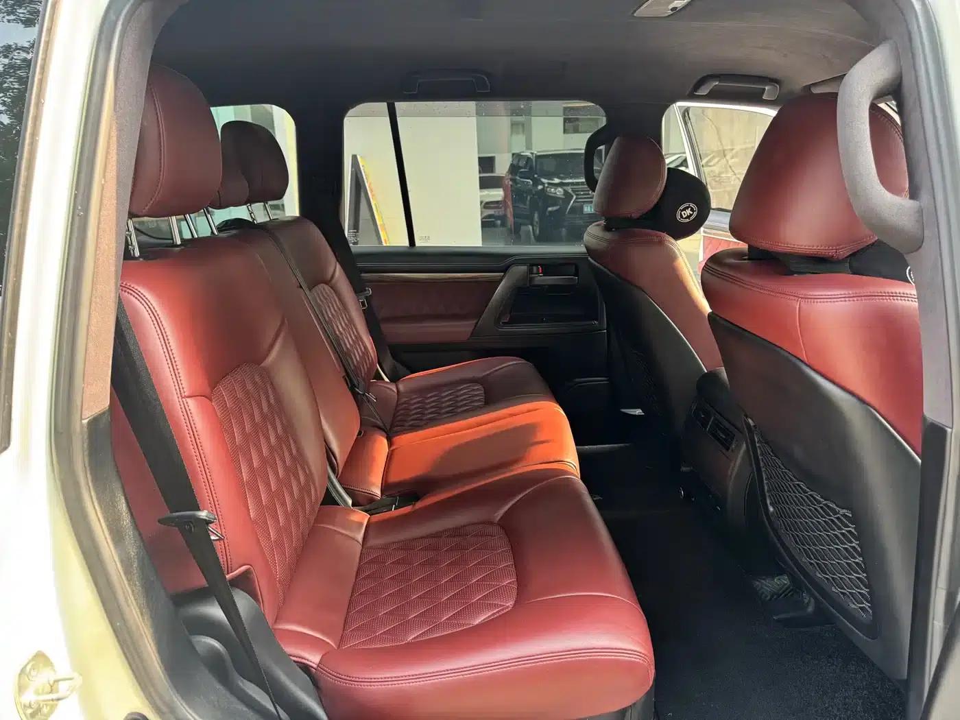 2016 Land Cruiser (Imported) 4.0L Middle East Edition — миниатюра 10