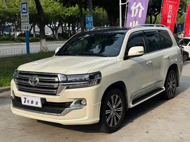 2016 Land Cruiser (Imported) 4.0L Middle East Edition