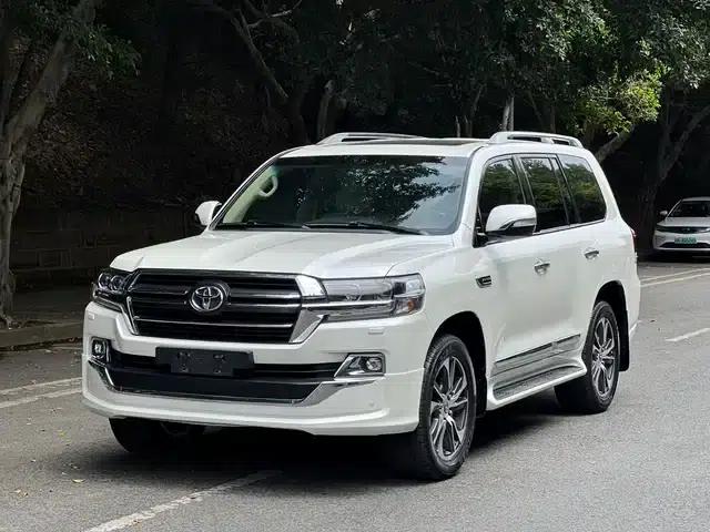 2020 Land Cruiser (Imported) 4.0L Middle East Edition