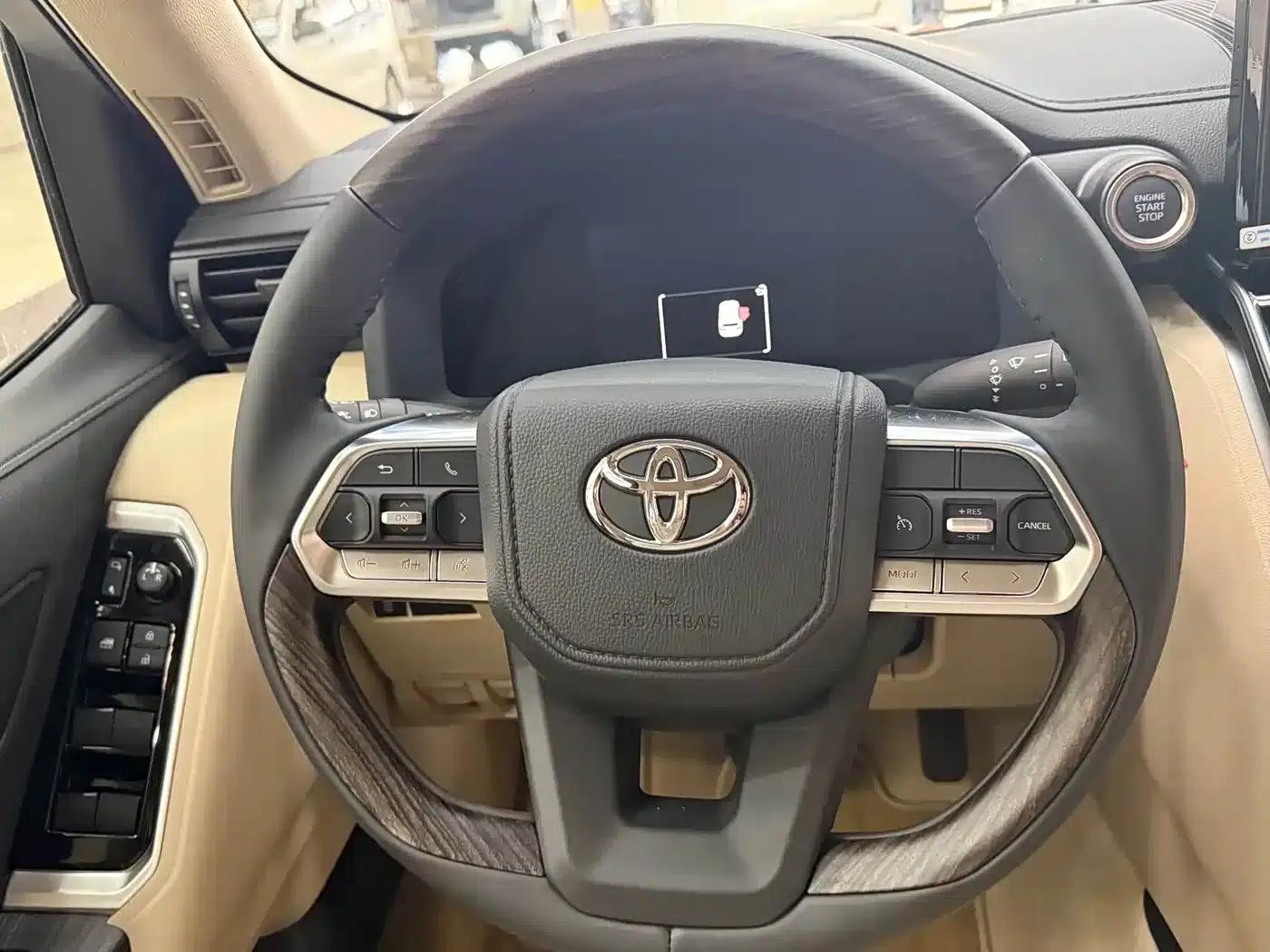 2026 Land Cruiser (Imported) 3.5T Automatic — миниатюра 11