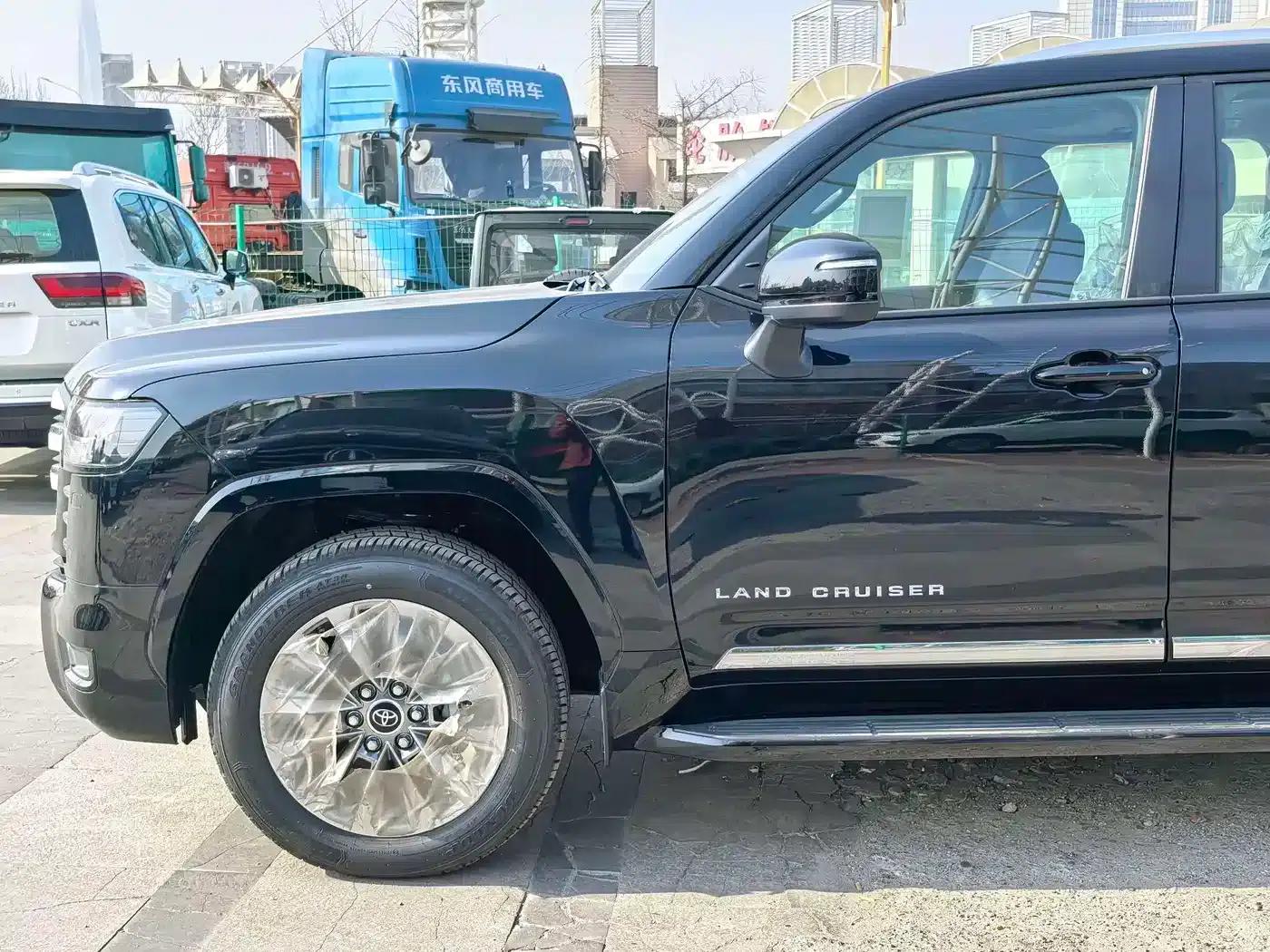 2026 Land Cruiser (Imported) 3.5T Automatic — миниатюра 4