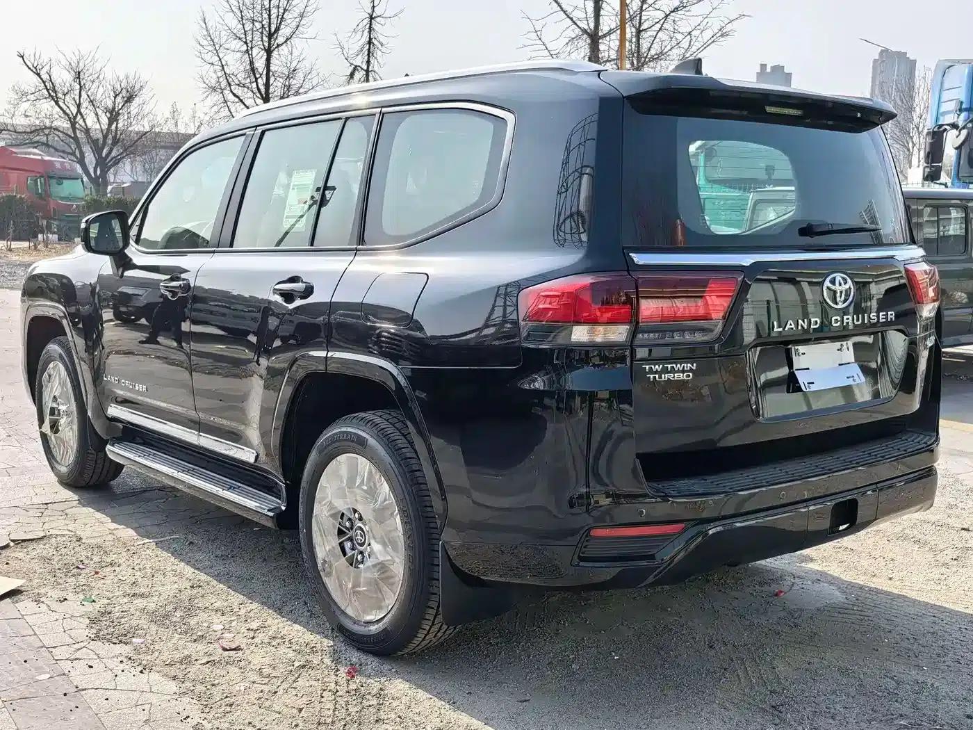 2026 Land Cruiser (Imported) 3.5T Automatic — миниатюра 6