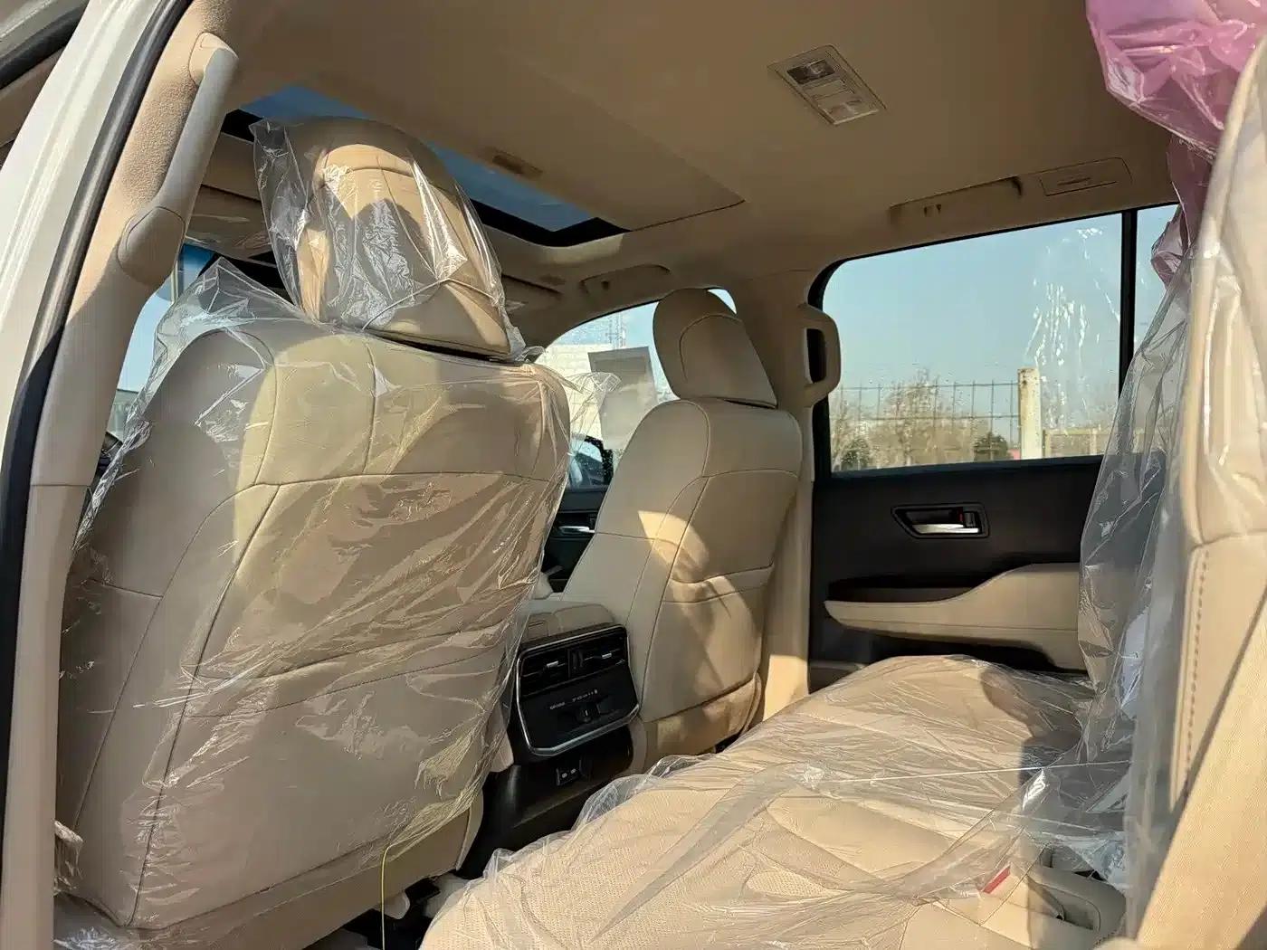 2026 Land Cruiser (Imported) 4.0L Automatic — миниатюра 13